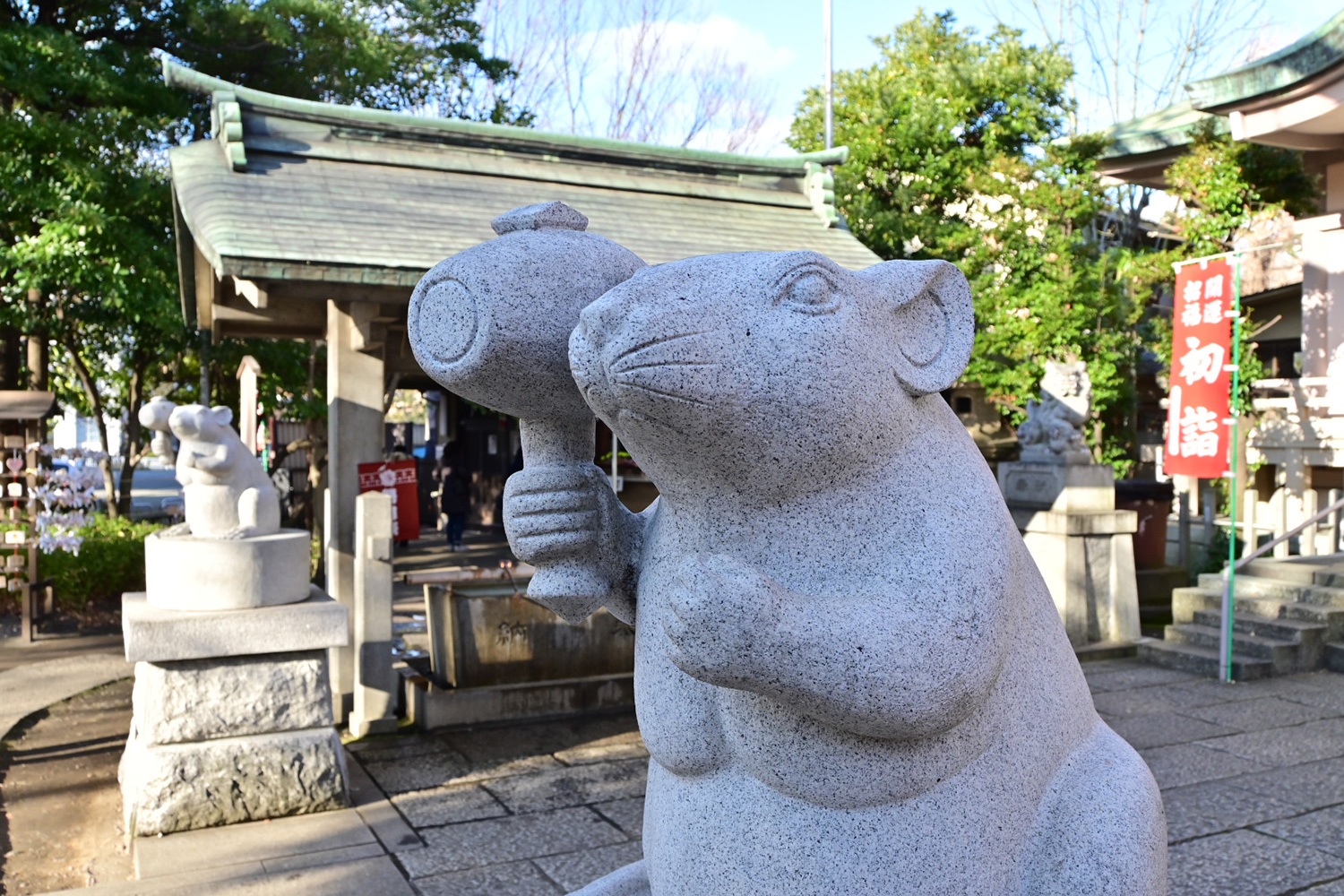 （2020/01/04〜）「戸部杉山神社の狛鼠」
