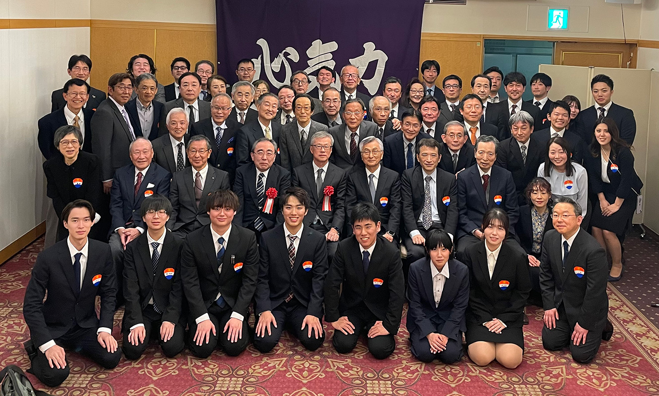 東京歯科大学剣道部・草薙剣友会　森永一喜部長，髙野正行部長退任記念会　第55回全日本歯科学生総合体育大会剣道部門 優勝祝賀会開催される