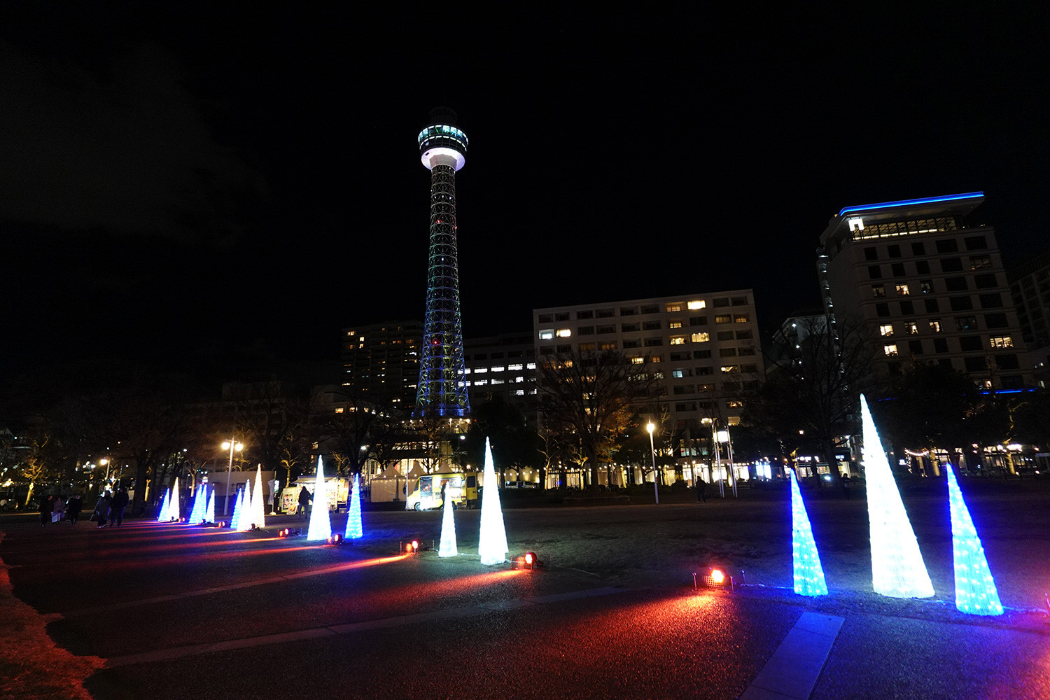 （2025/12/23〜）「横浜ヨルノヨ」