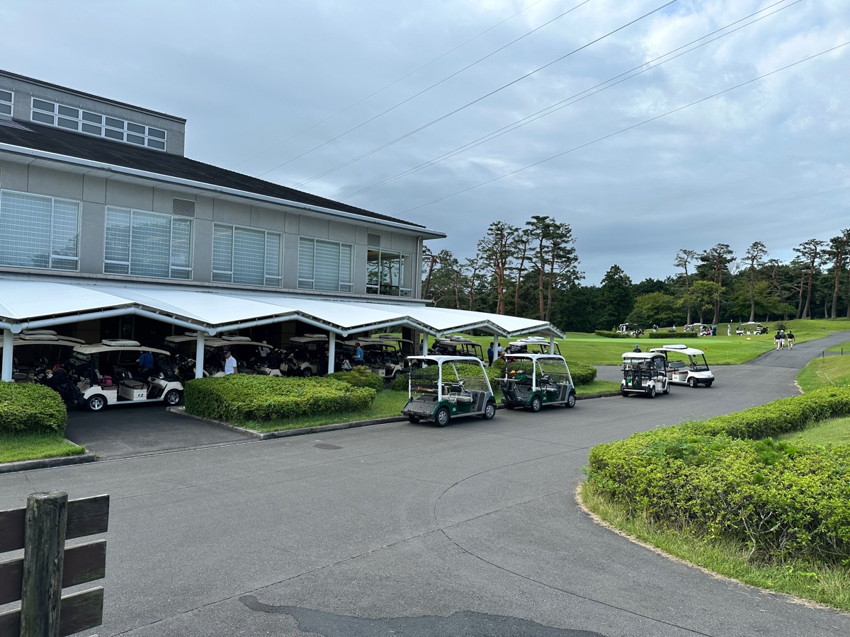「同窓会創立130周年記念 第53回同窓会主催全国ゴルフ大会（久邇カントリークラブ）」開催（2025年9月15日）