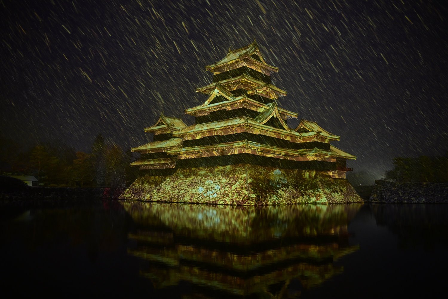 （2026/02/10〜）「松本城プロジェクションマッピング」