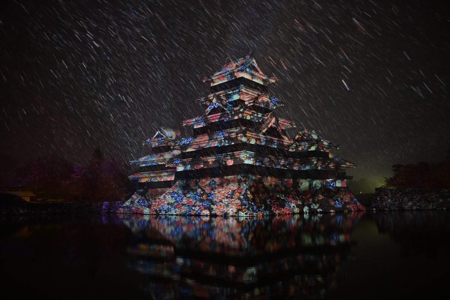 （2026/02/10〜）「松本城プロジェクションマッピング」